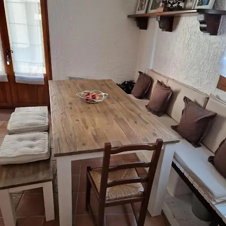 Holiday home Maison La Finiere: Alpes-maritimes Village Retreat Near Isola