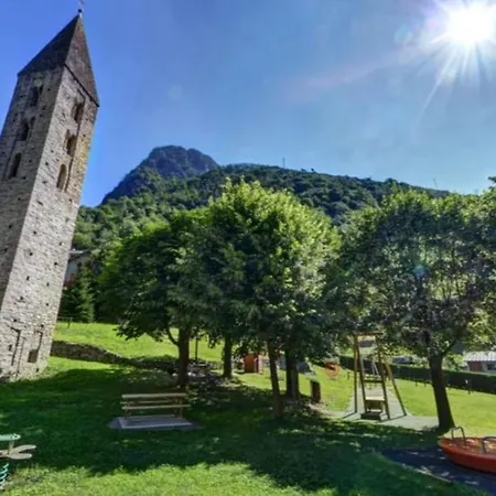 Maison La Finiere: Alpes-maritimes Village Retreat Near Holiday home Isola