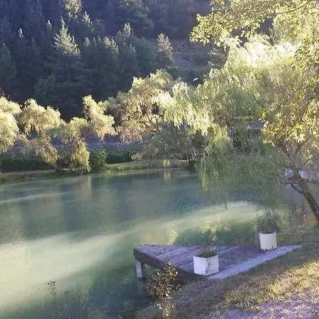 Maison La Finiere: Alpes-maritimes Village Retreat Near Holiday home *